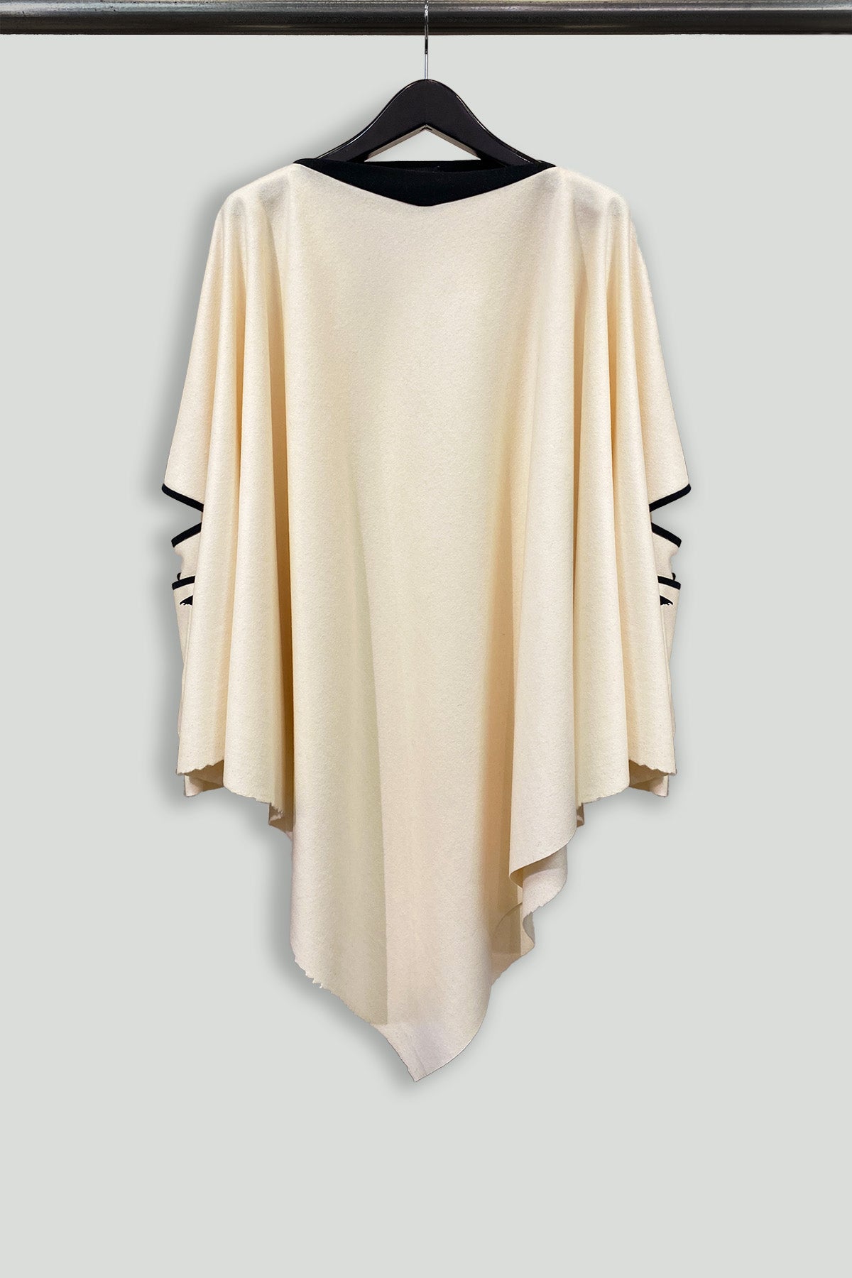 Cream Wool Triangular Pocket Poncho
