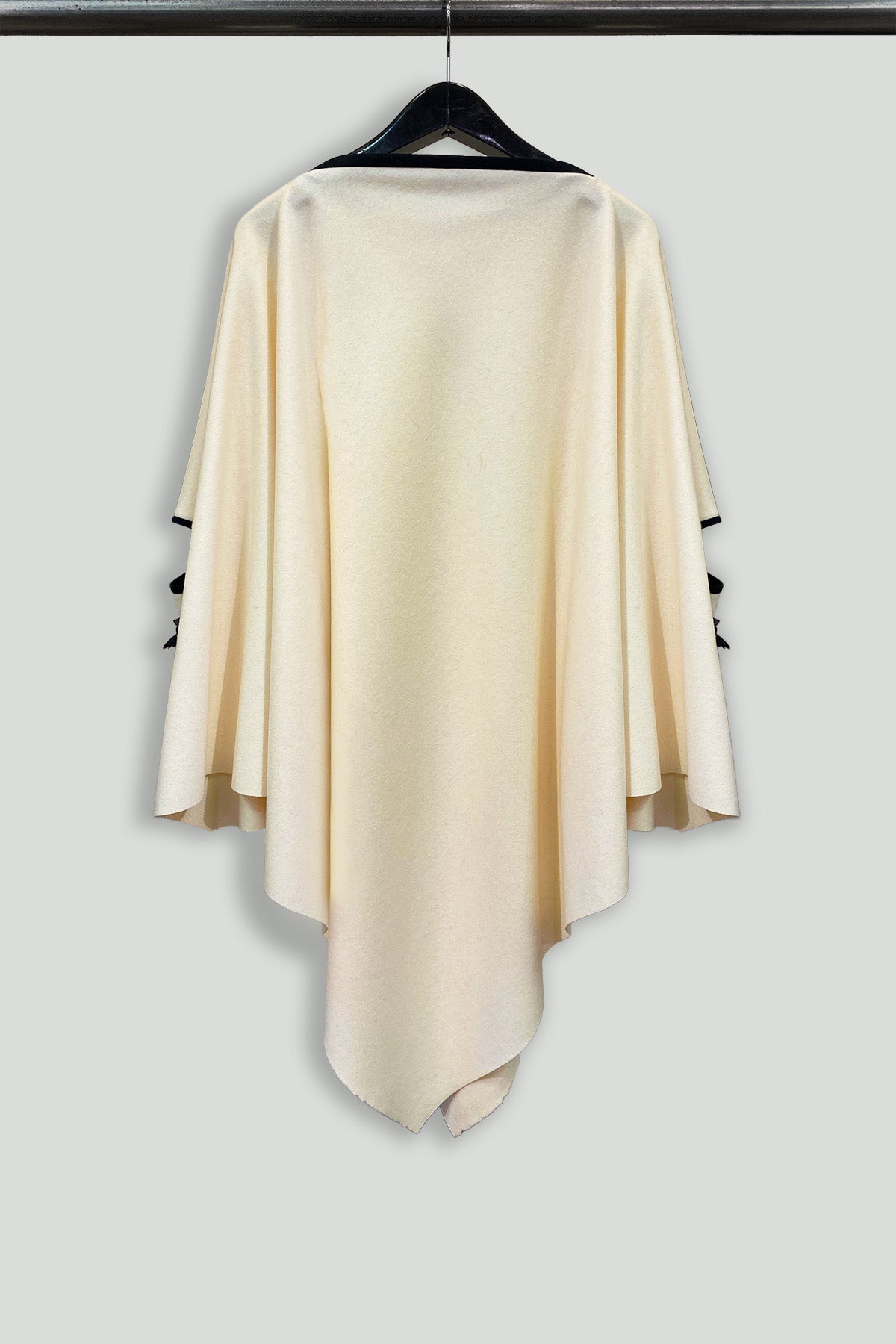 Cream Wool Triangular Pocket Poncho
