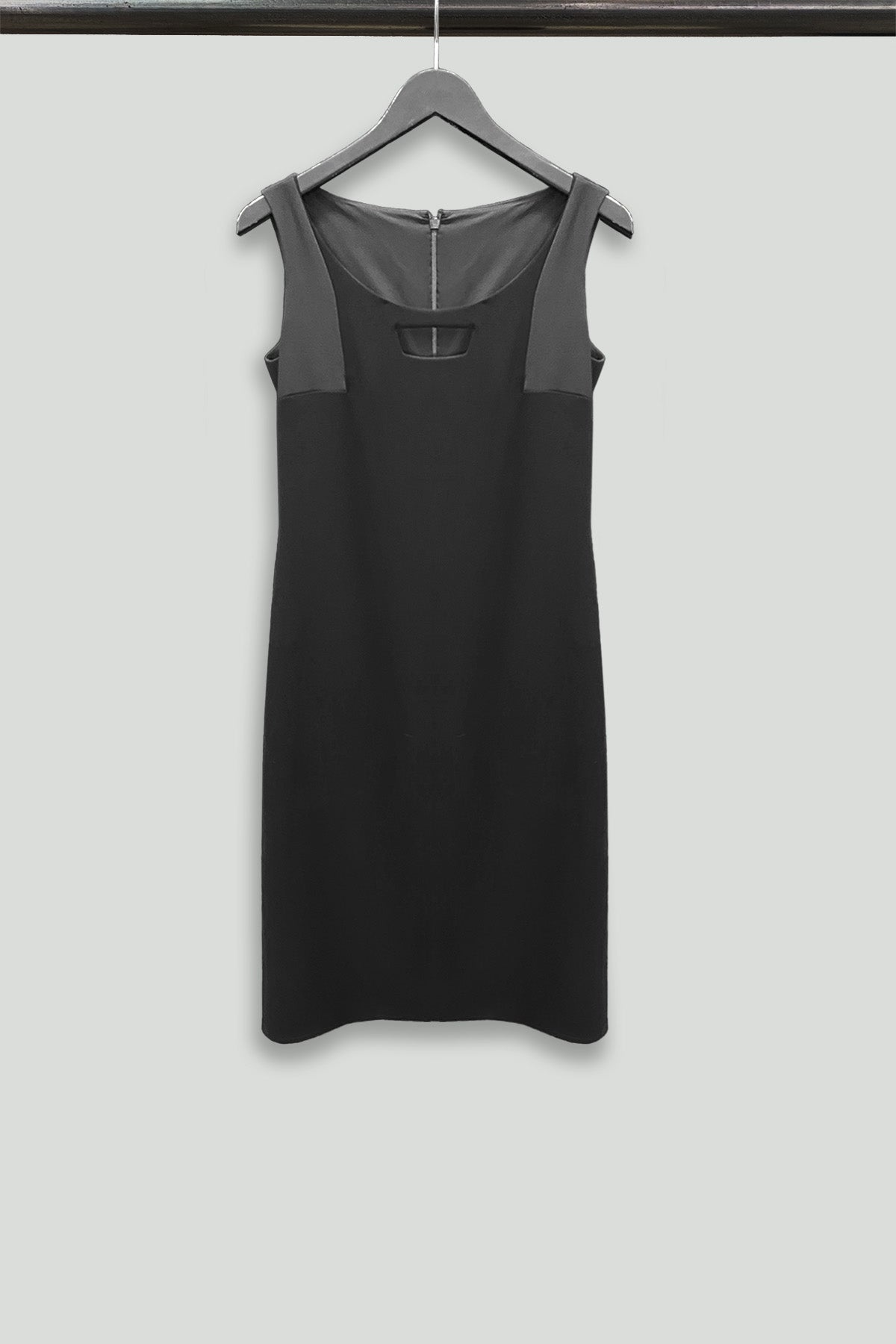 Black Microfiber Smart Gabardine Sleeveless Window Dress