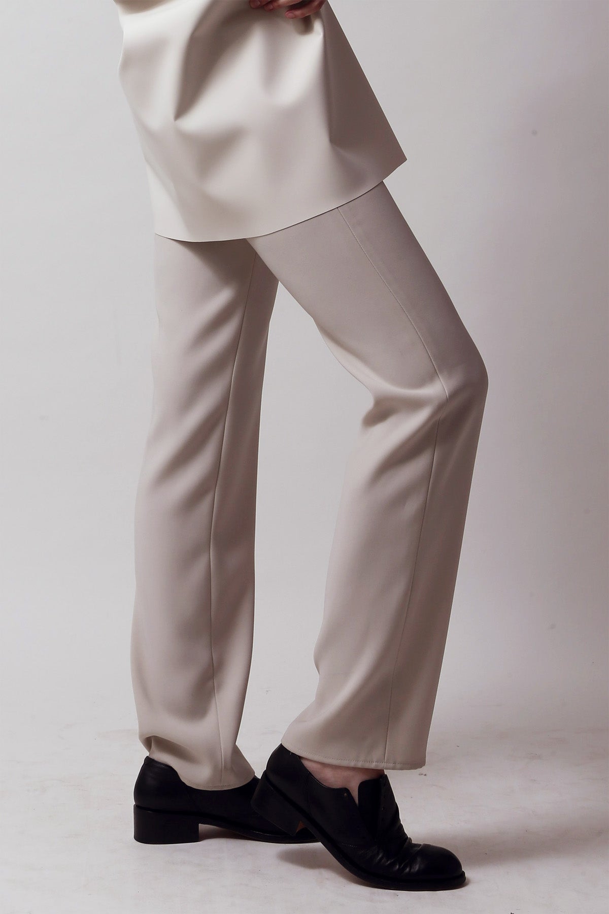 Beige Microfiber Smart Gabardine Straight Fly-Front Pocket Pant