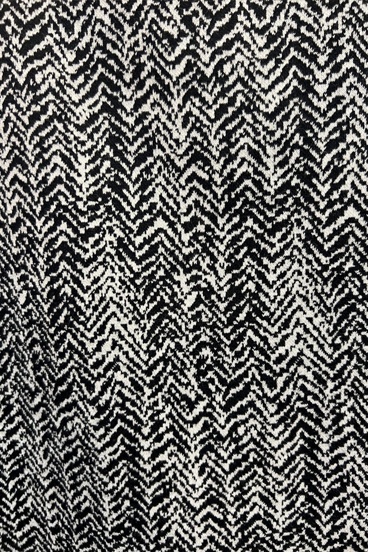 Black and White Herringbone Knit Drop-Armhole Tank - Close Up