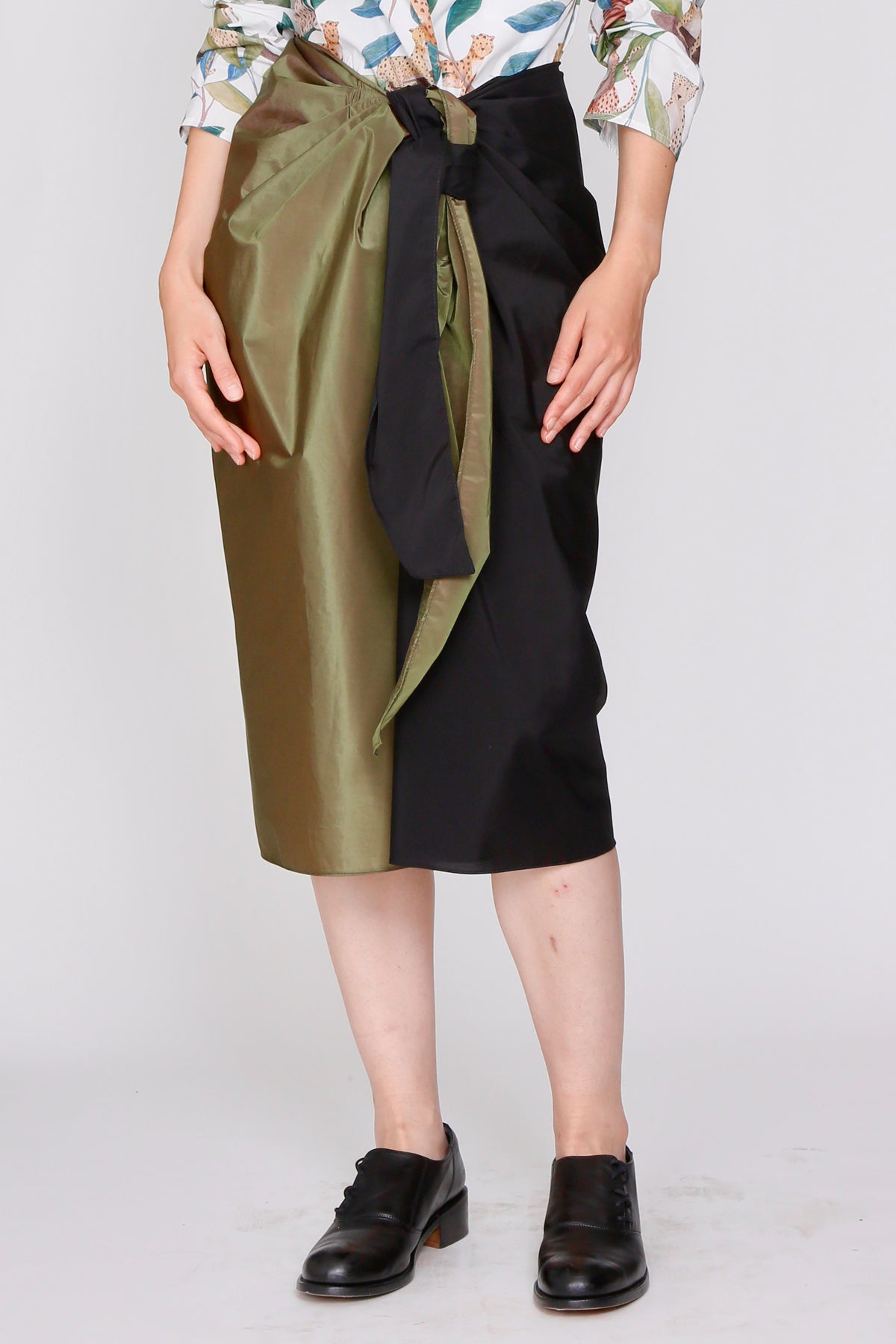 Chrome Olive and Black Splice Sarong-1