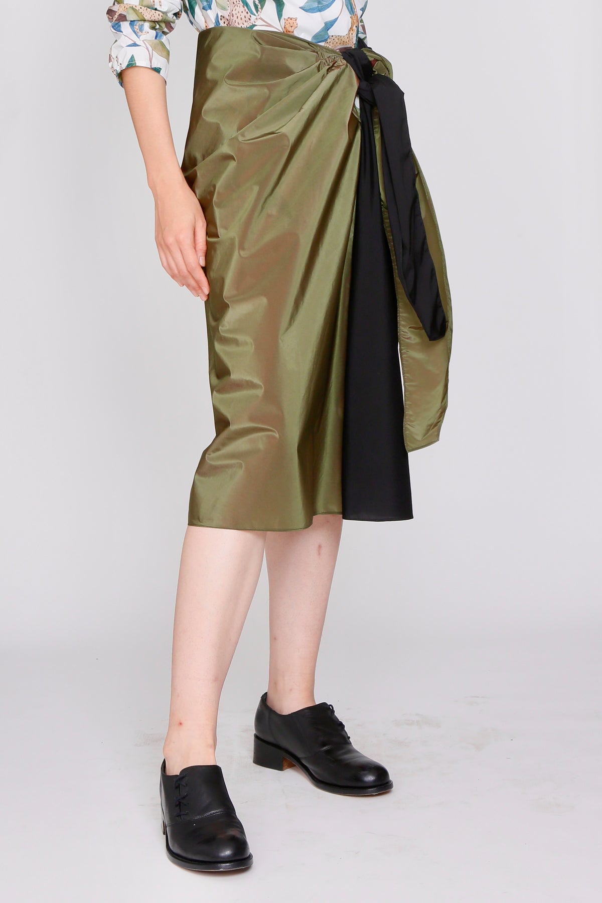 Chrome Olive and Black Splice Sarong-3