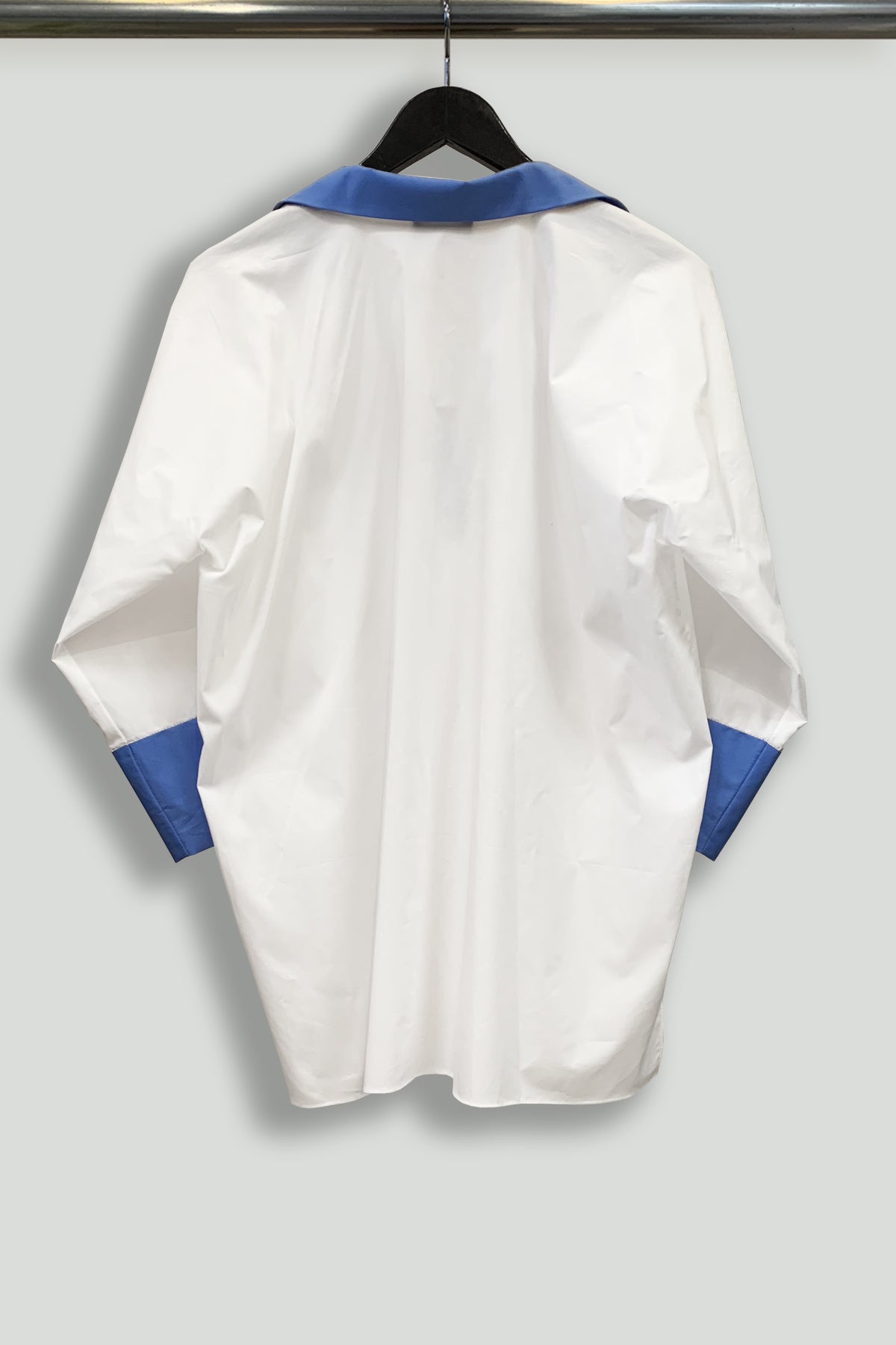White and Blue Paper Cotton One-Size-Fits-All Zerowaste Henley - Hanger Back