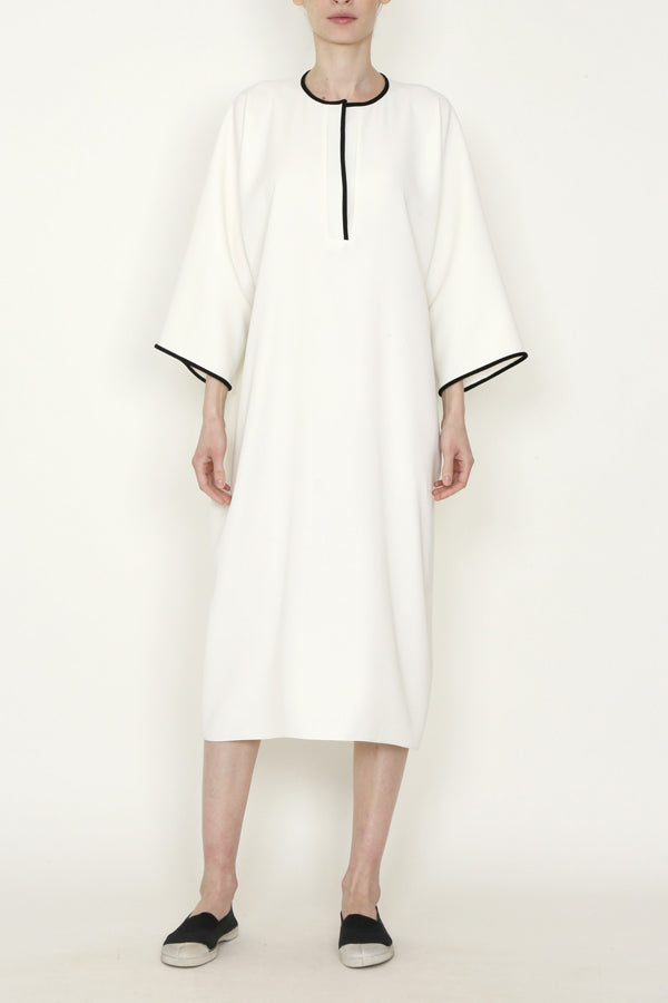 Microfiber Smart Gabardine One-Size-Fits-All Caftan with Contrast Piping Detail-2