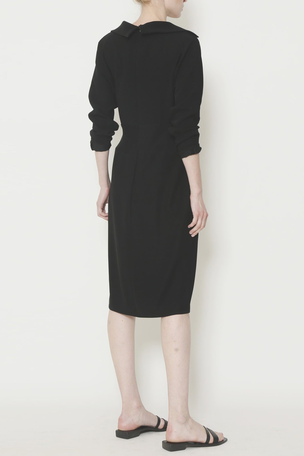Smart Gabardine V-Neck Fitted Dress-3