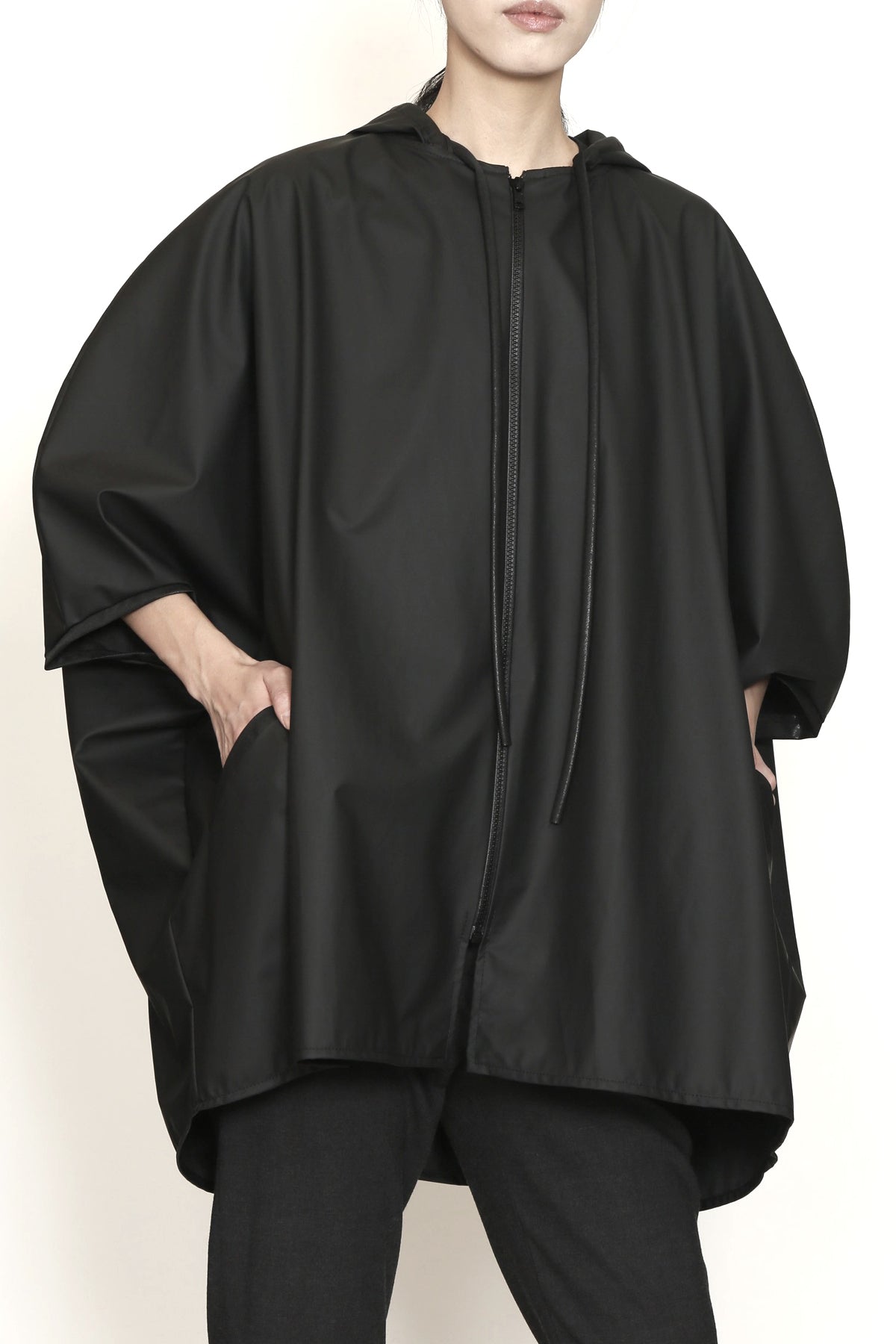 Hooded Pod Rain Jacket in Matte Water-Repellent Fabric-1