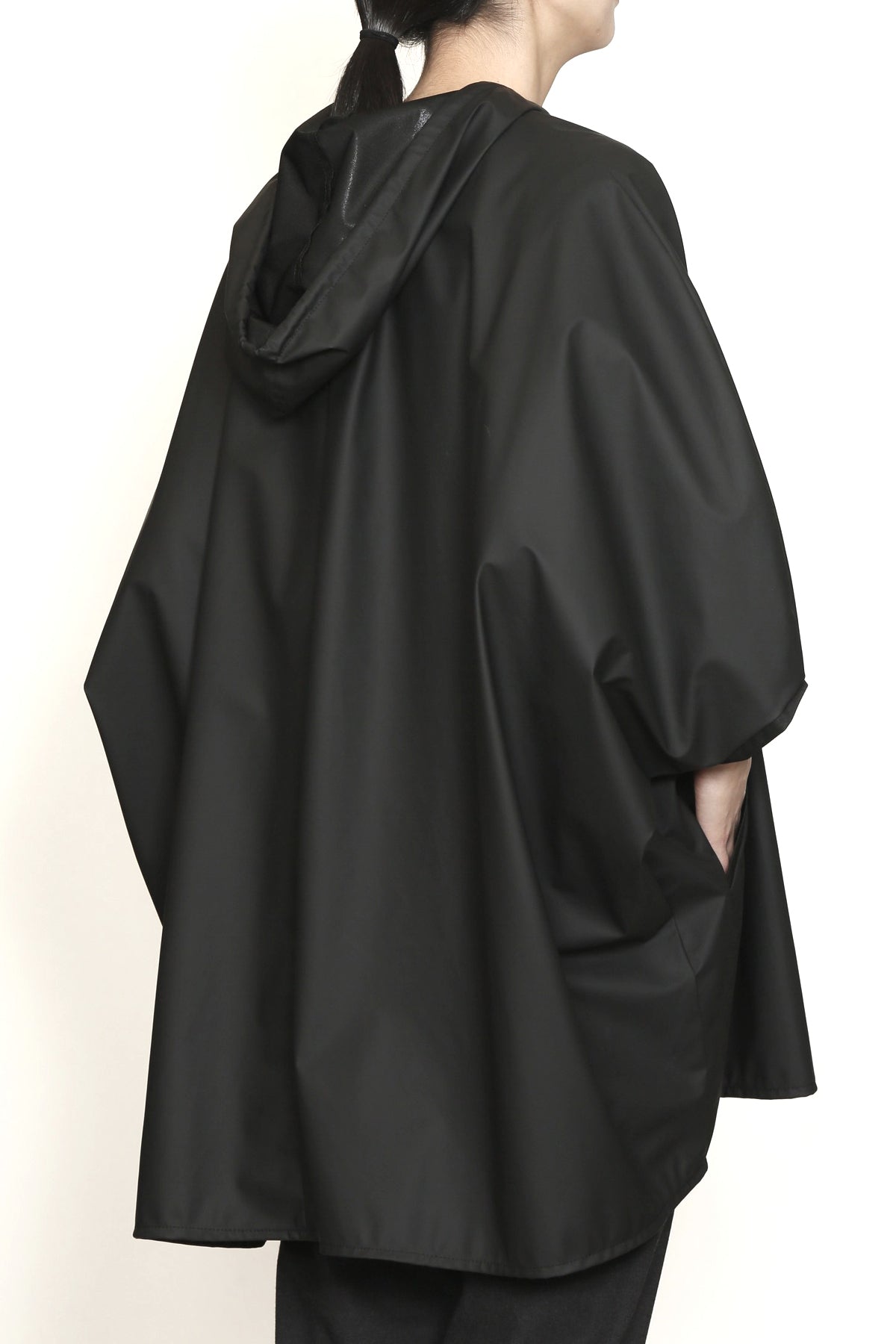 Hooded Pod Rain Jacket in Matte Water-Repellent Fabric-4
