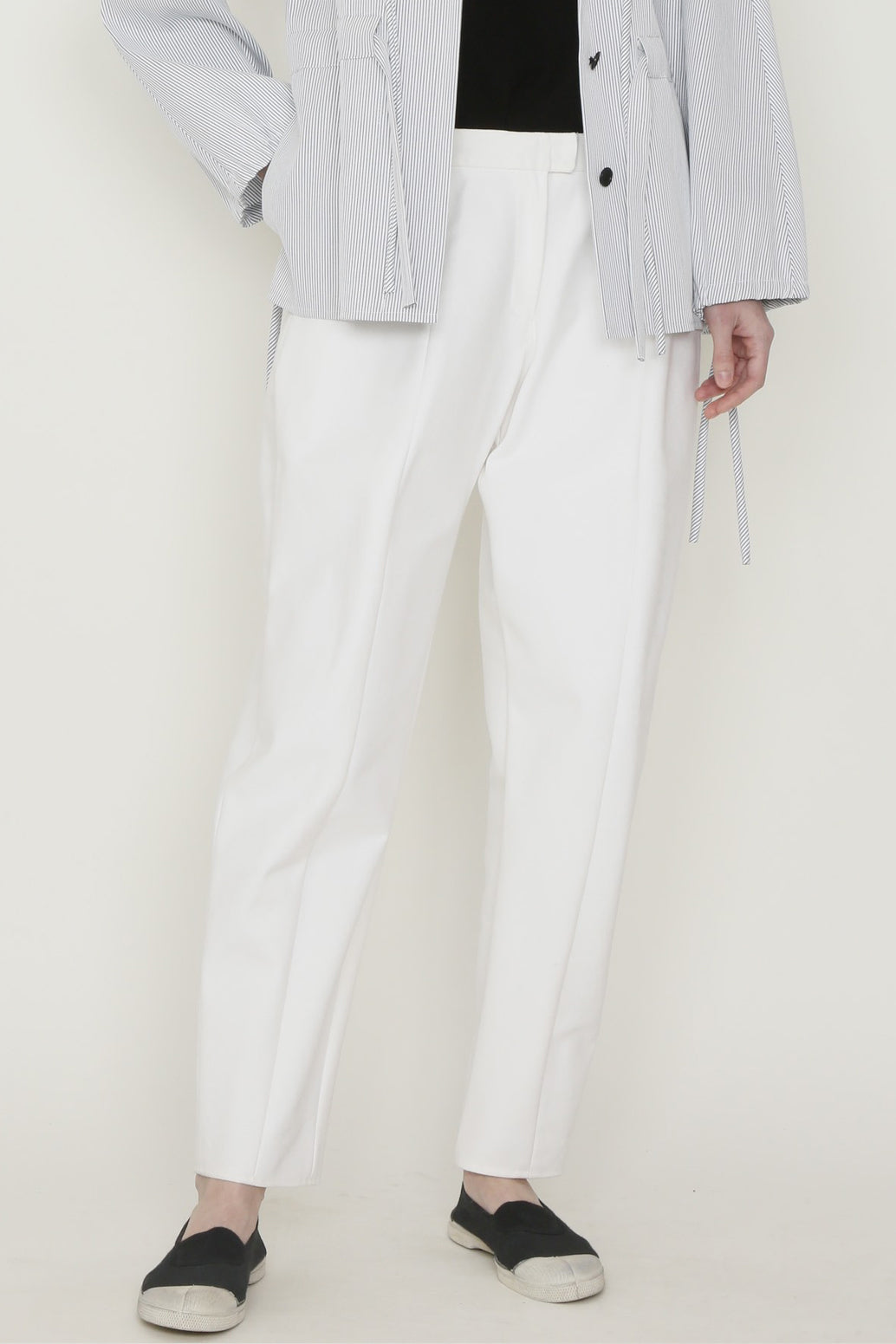 White Denim Fly-Front Crescent Pant with Pockets