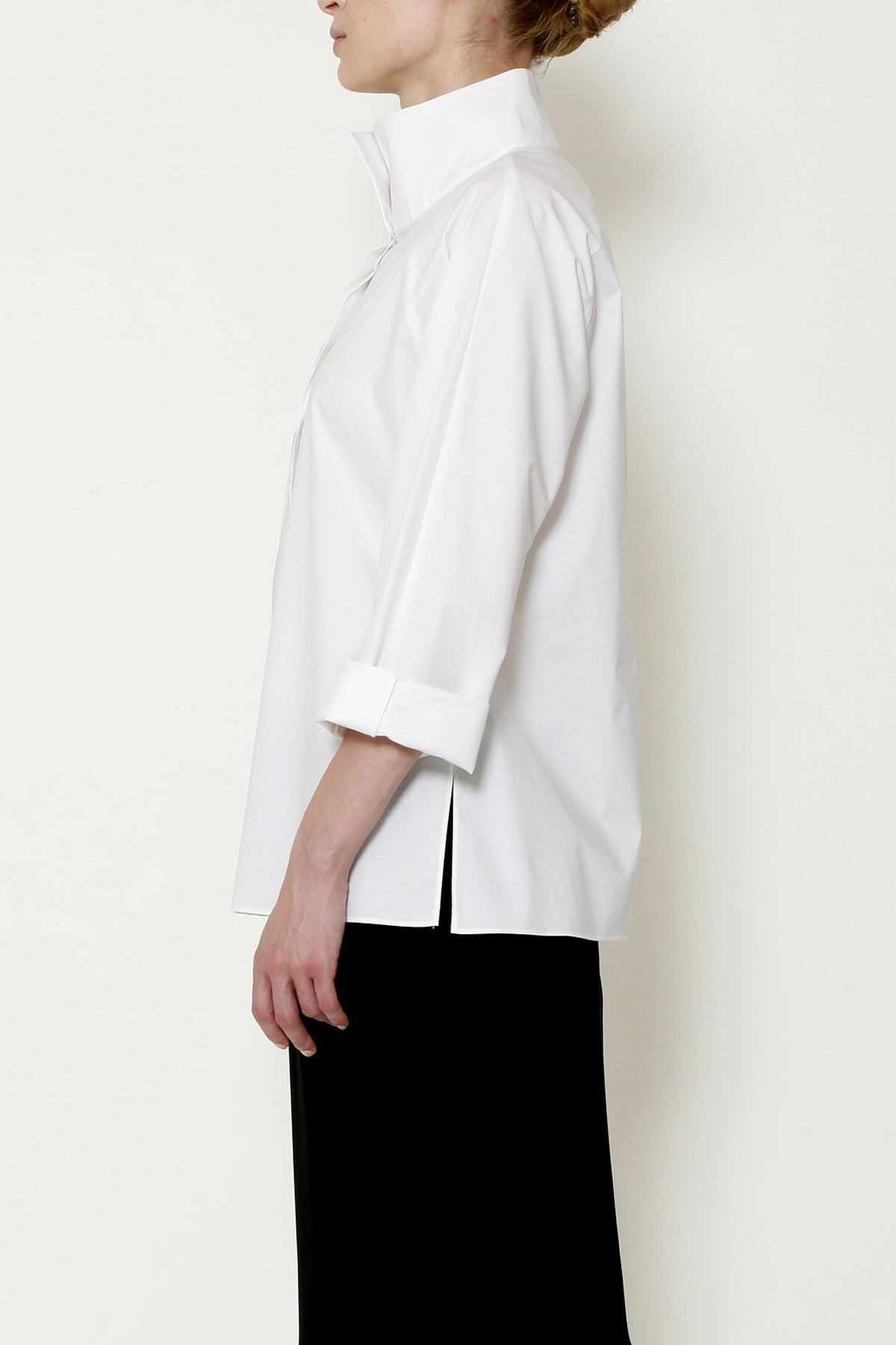 The Zoom Blouse in Paper Cotton with Raglan Sleeves and a High Collar - 5
